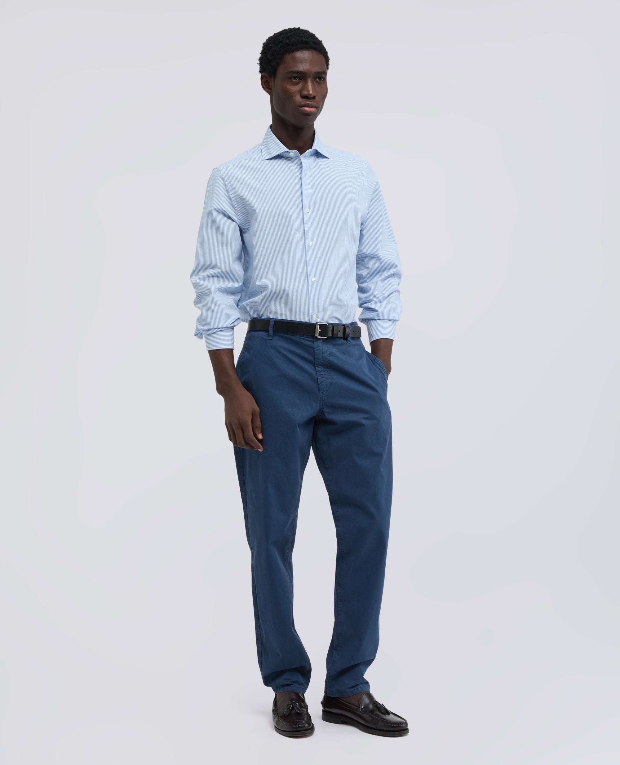 CAMICIA RIGATA CON COLLO FRANCESE-RIGA AZZURRA-LIGHT BLUE STRIPE-RAYA AZUL CLARO-STREIFEN BLAU-RAYURE BLEU CIEL